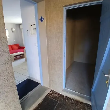 Dans Residences De Lejlighed Salavas